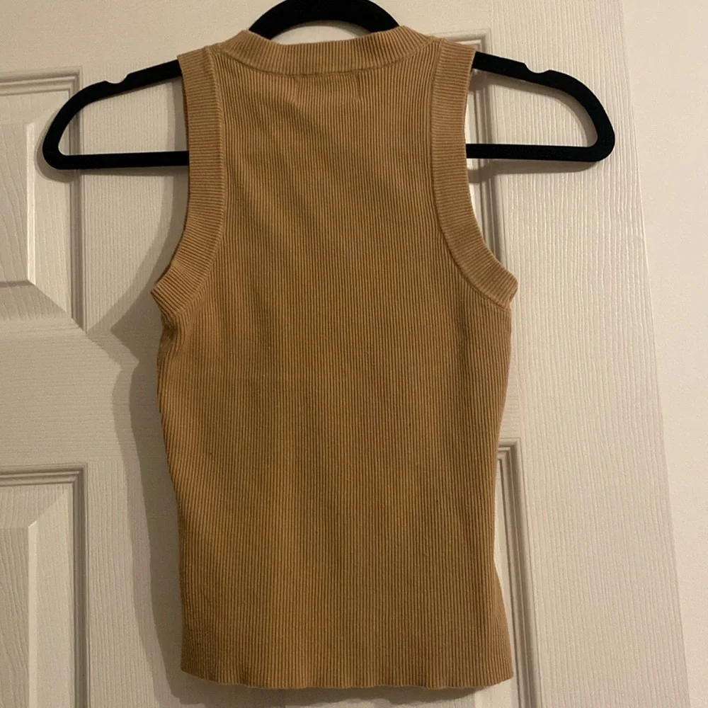 DISSH Tan Ribbed Tank - Picture 3 of 3